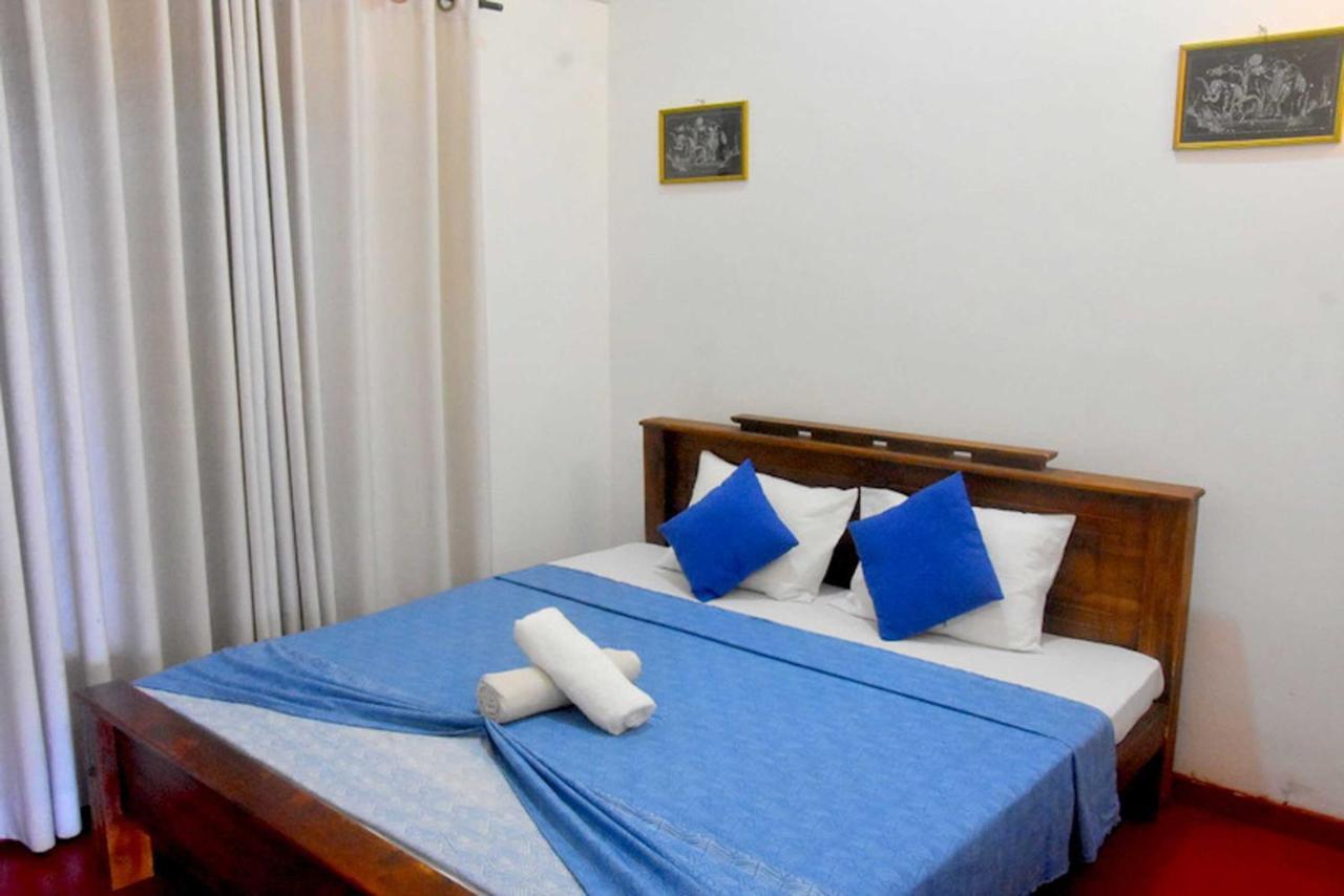 Hotel H2O Гампола Экстерьер фото